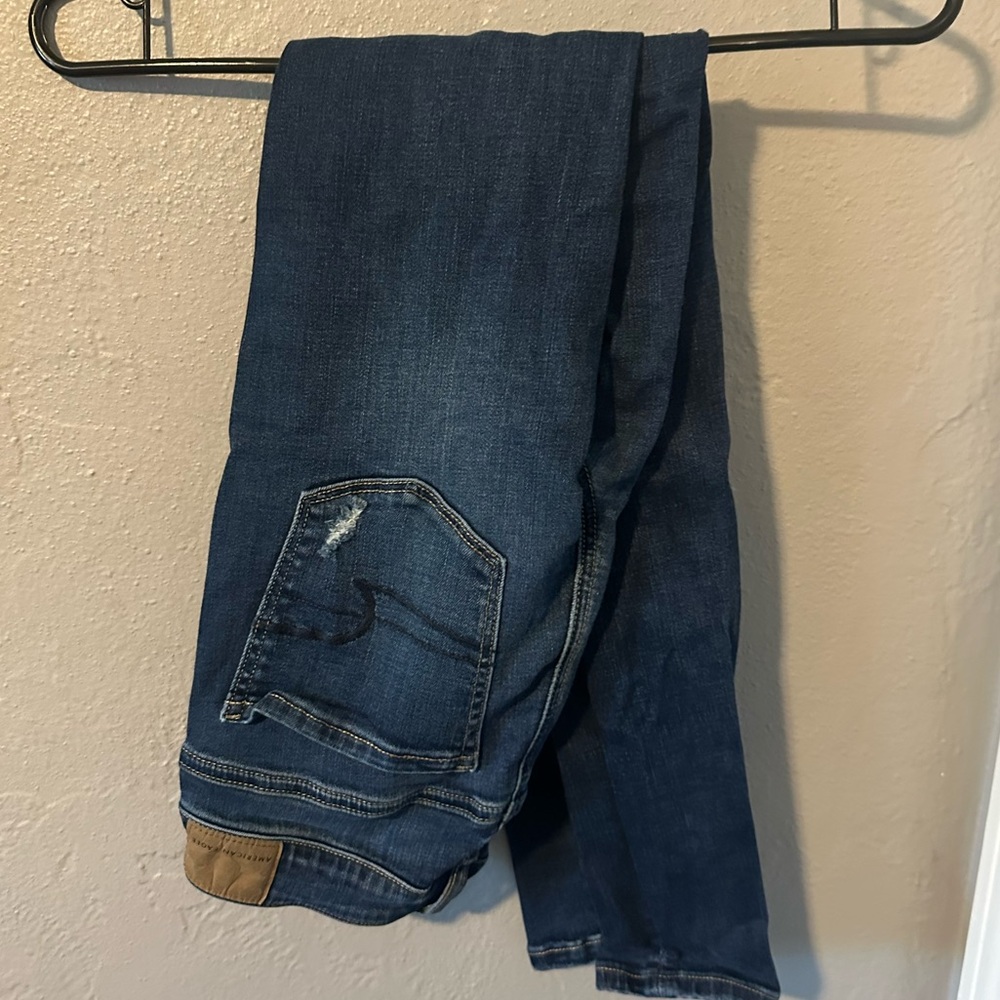 American Eagle distressed dark wash jeggings